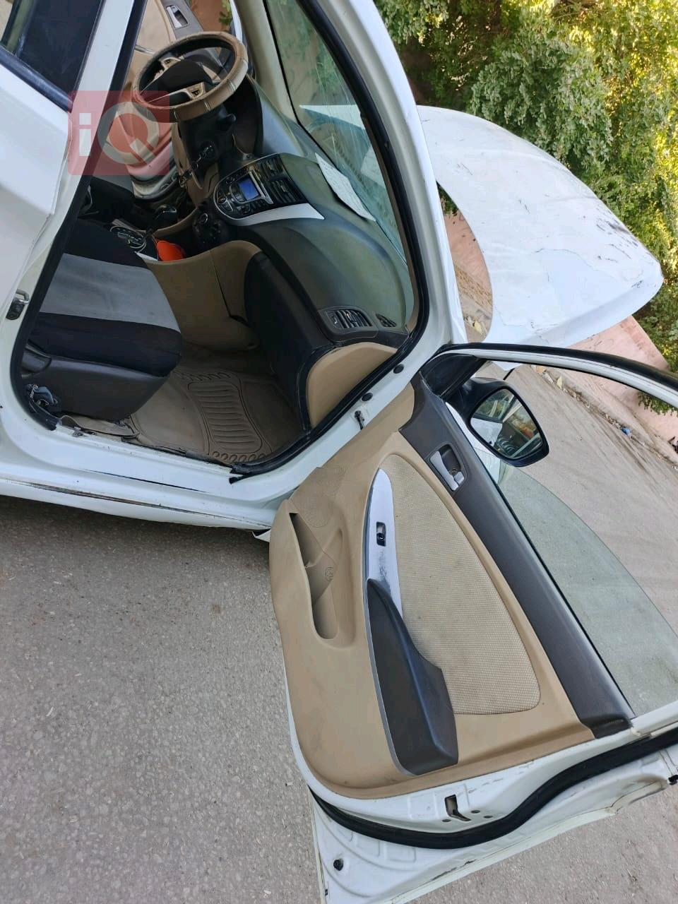 هيونداي أكسنت